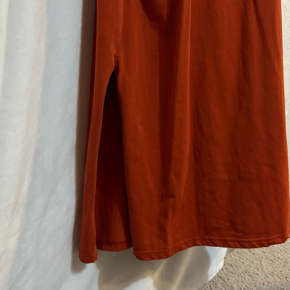 Dark orange t-shirt style dress with slits on both sides women’s XL - Picture 3 of 3